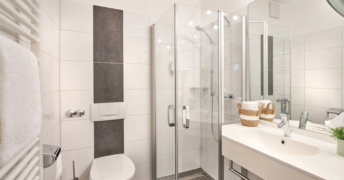 Bathroom Comfort double room - Parkhotel Nümbrecht