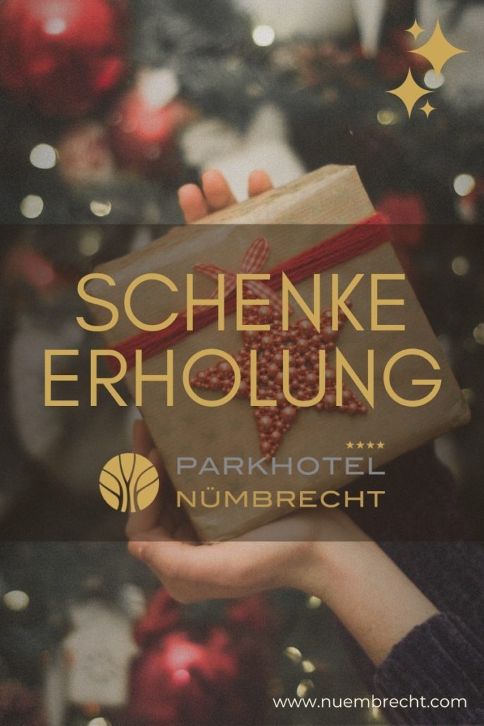 Schriftzug "Schenke Erholung" mit Geschenk im Hintergrund
